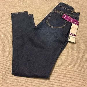 🐝 BLUBERRY DENIM SLIM LEG EMMA Stretch Size 8